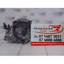 CUTIE 5 VITEZE NISSAN MICRA 1.2 BENZINA AN 2004-2012