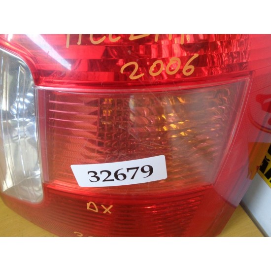 LAMPA DREAPTA HYUNDAI ACCENT AN 2006 LAMPA DREAPTA HYUNDAI ACCENT AN 2006