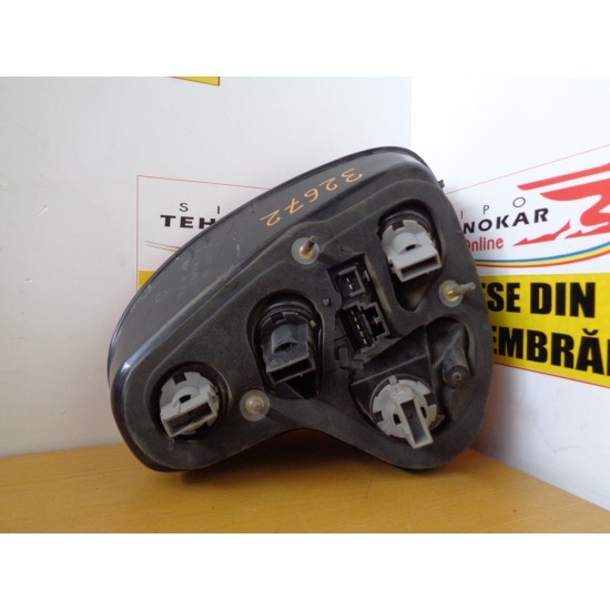 LAMPA DREAPTA FIAT MULTIPLA AN 2002 LAMPA DREAPTA FIAT MULTIPLA AN 2002