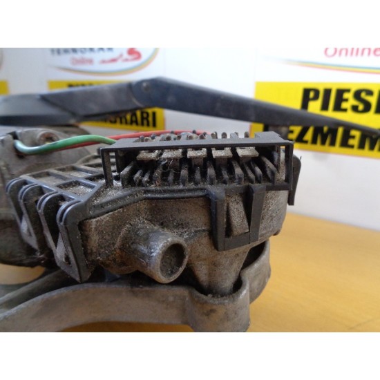 ANSAMBLU STERGATOARE MERCEDES CLASA E W210 AN 2000