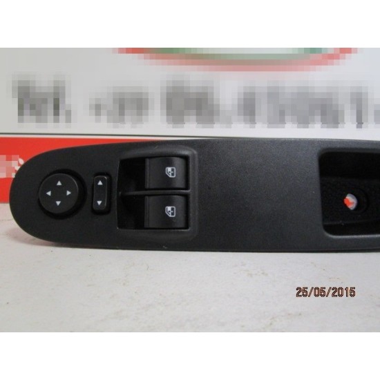 BUTOANE GEAMURI ELECTRICE STANGA FATA FIAT PUNTO EVO AN 2005-2015 BUTOANE GEAMURI ELECTRICE STANGA FATA FIAT PUNTO EVO AN 2005-2015