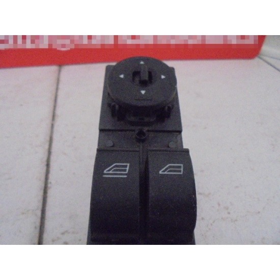 BUTOANE GEAMURI ELECTRICE STANGA FATA FORD FOCUS AN 2005-2011 BUTOANE GEAMURI ELECTRICE STANGA FATA FORD FOCUS AN 2005-2011