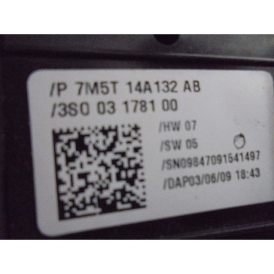 BUTOANE GEAMURI ELECTRICE STANGA FATA FORD FOCUS AN 2005-2011 BUTOANE GEAMURI ELECTRICE STANGA FATA FORD FOCUS AN 2005-2011