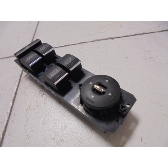 BUTOANE GEAMURI ELECTRICE STANGA FATA FORD FIESTA 2013-2016 BUTOANE GEAMURI ELECTRICE STANGA FATA FORD FIESTA 2013-2016