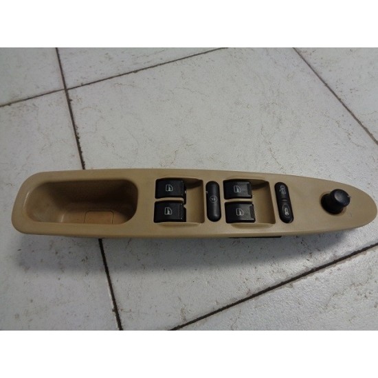 BUTOANE GEAMURI ELECTRICE STANGA FATA DR5 2007-2014 BUTOANE GEAMURI ELECTRICE STANGA FATA DR5 2007-2014