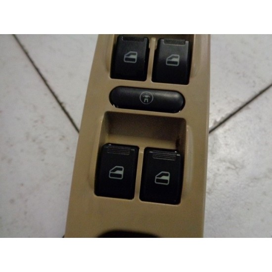 BUTOANE GEAMURI ELECTRICE STANGA FATA DR5 2007-2014 BUTOANE GEAMURI ELECTRICE STANGA FATA DR5 2007-2014
