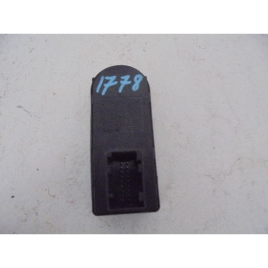 BUTOANE GEAMURI ELETRICE STANGA FATA ALFA ROMEO MITO 2008-2012 BUTOANE GEAMURI ELETRICE STANGA FATA ALFA ROMEO MITO 2008-2012