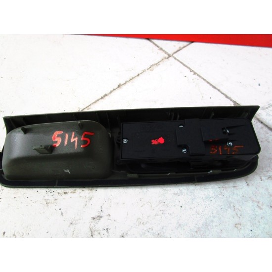 BUTOANE GEAMURI ELECTRICE STANGA FATA VOLVO C30 2006-2012 BUTOANE GEAMURI ELECTRICE STANGA FATA VOLVO C30 2006-2012
