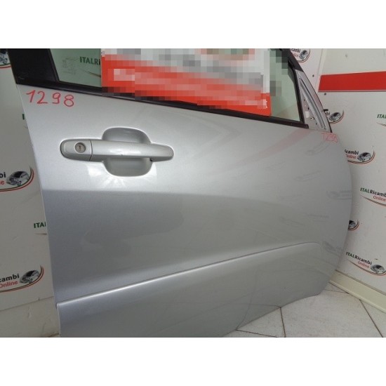 USA FATA DREAPTA TOYOTA RAV4 AN 2000-2006 USA FATA DREAPTA TOYOTA RAV4 AN 2000-2006