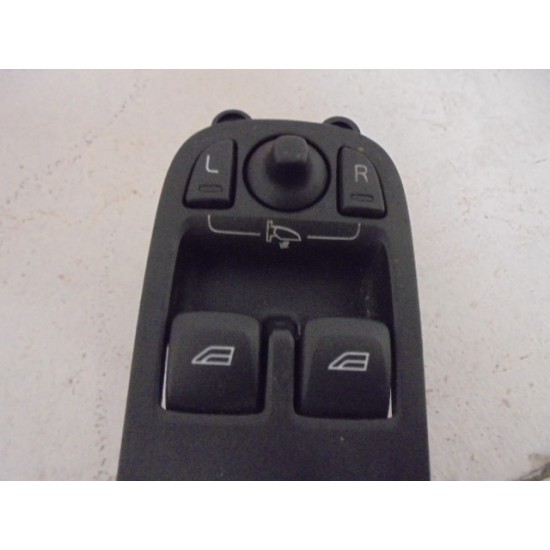 BUTOANE GEAMURI ELECTRICE STANGA FATA VOLVO C30 2006-2012 BUTOANE GEAMURI ELECTRICE STANGA FATA VOLVO C30 2006-2012