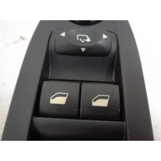 BUTOANE GEAMURI ELECTRICE STANGA FATA PEUGEOT 2008 AN 2013-2018 BUTOANE GEAMURI ELECTRICE STANGA FATA PEUGEOT 2008 AN 2013-2018
