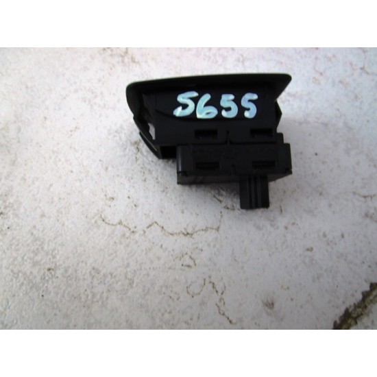 BUTON GEAM ELECTRIC DREAPTA FATA BMW SERIA 3 2006-2013 BUTON GEAM ELECTRIC DREAPTA FATA BMW SERIA 3 2006-2013