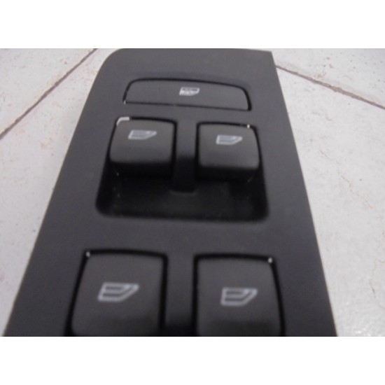 BUTOANE GEAMURI ELECTRICE STANGA FATA VOLVO V40 2012-2016 BUTOANE GEAMURI ELECTRICE STANGA FATA VOLVO V40 2012-2016