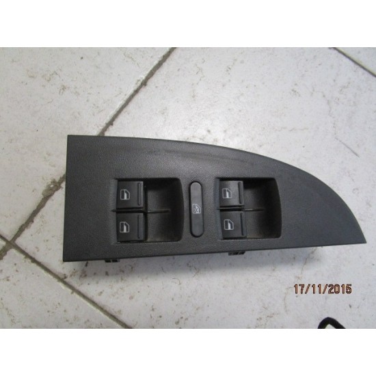 BUTOANE GEAMURI ELECTRICE STANGA FATA VW POLO 2001-2009 BUTOANE GEAMURI ELECTRICE STANGA FATA VW POLO 2001-2009