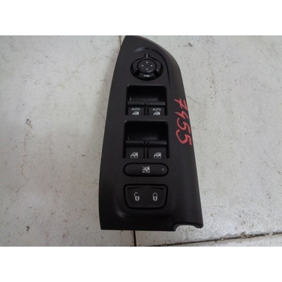 BUTOANE GEAMURI ELECTRICE STANGA FATA FIAT 500X 2014-2019 BUTOANE GEAMURI ELECTRICE STANGA FATA FIAT 500X 2014-2019