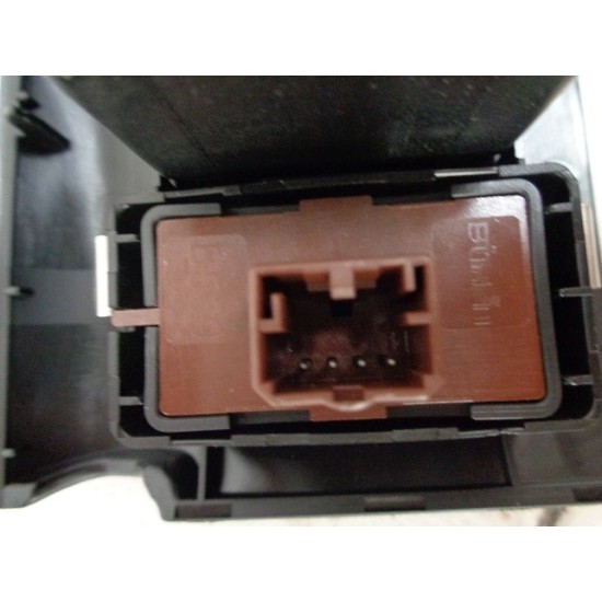 BUTOANE GEAMURI ELECTRICE STANGA FATA FIAT 500X 2014-2019 BUTOANE GEAMURI ELECTRICE STANGA FATA FIAT 500X 2014-2019