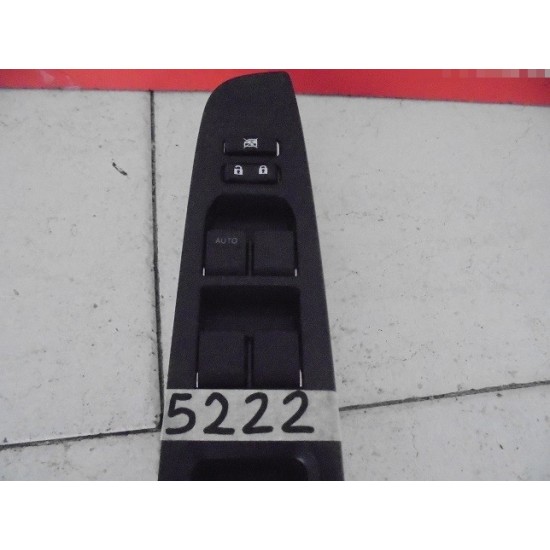 BUTOANE GEAMURI ELECTRICE STANGA FATA TOYOTA YARIS 2012-2017 BUTOANE GEAMURI ELECTRICE STANGA FATA TOYOTA YARIS 2012-2017