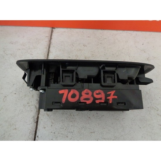 BUTOANE GEAMURI ELECTRICE STANGA FATA FORD RANGER 2015-2020 BUTOANE GEAMURI ELECTRICE STANGA FATA FORD RANGER 2015-2020