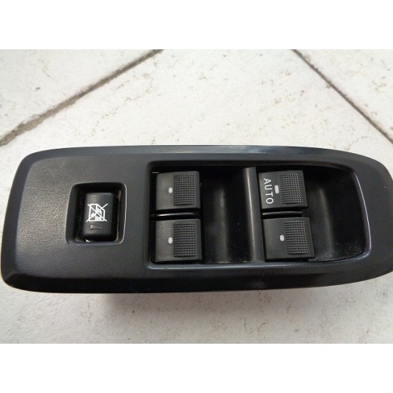 BUTOANE GEAMURI ELECTRICE STANGA FATA FORD RANGER 2015-2020 BUTOANE GEAMURI ELECTRICE STANGA FATA FORD RANGER 2015-2020