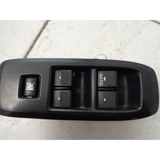 BUTOANE GEAMURI ELECTRICE STANGA FATA FORD RANGER 2015-2020 BUTOANE GEAMURI ELECTRICE STANGA FATA FORD RANGER 2015-2020