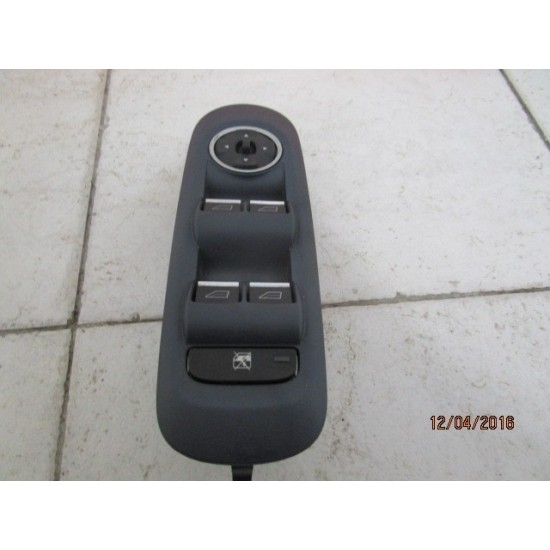 BUTOANE GEAMURI ELECTRICE STANGA FATA FORD MONDEO 2007-2015 BUTOANE GEAMURI ELECTRICE STANGA FATA FORD MONDEO 2007-2015