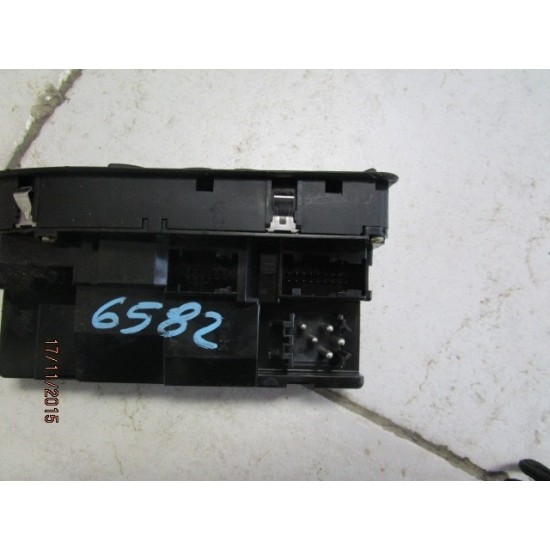 BUTOANE GEAMURI ELECTRICE STANGA FATA BMW SERIA 5 1997-2004 BUTOANE GEAMURI ELECTRICE STANGA FATA BMW SERIA 5 1997-2004