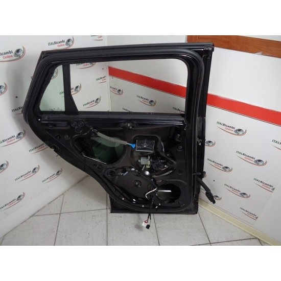 USA SPATE STANGA AUDI Q2 AN 2016-2020 USA SPATE STANGA AUDI Q2 AN 2016-2020