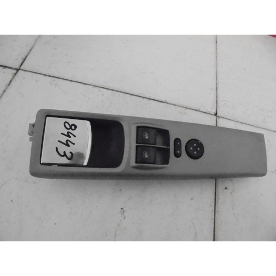 BUTOANE GEAMURI ELECTRICE STANGA FATA FIAT IDEA 2004-2010 BUTOANE GEAMURI ELECTRICE STANGA FATA FIAT IDEA 2004-2010