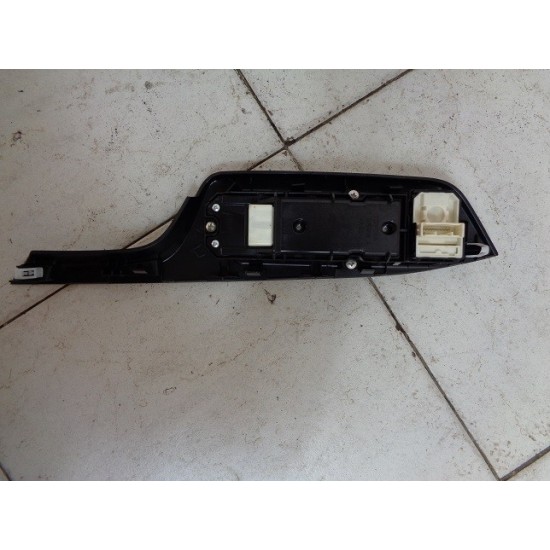 BUTOANE GEAMURI ELECTRICE STANGA FATA TOYOTA CH-R 2016-2020 BUTOANE GEAMURI ELECTRICE STANGA FATA TOYOTA CH-R 2016-2020