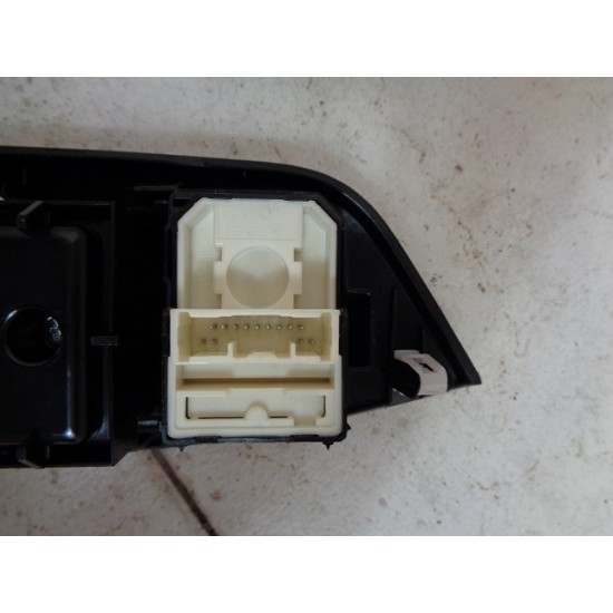 BUTOANE GEAMURI ELECTRICE STANGA FATA TOYOTA CH-R 2016-2020 BUTOANE GEAMURI ELECTRICE STANGA FATA TOYOTA CH-R 2016-2020