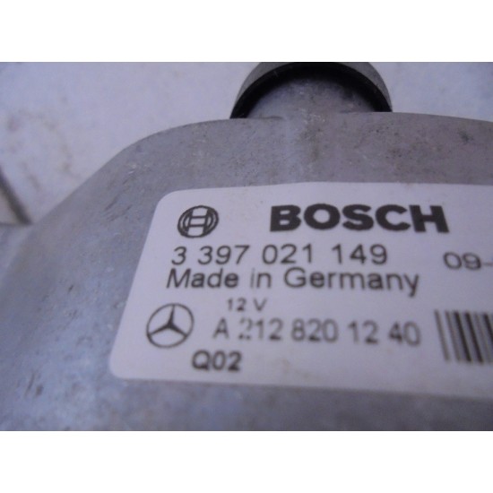 ANSAMBLU STERGATOARE MERCEDES CLASA E 2009-2013 ANSAMBLU STERGATOARE MERCEDES CLASA E 2009-2013