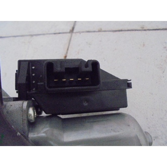 MOTORAS STERGATOR SPATE TOYOTA YARIS 2011-2016
