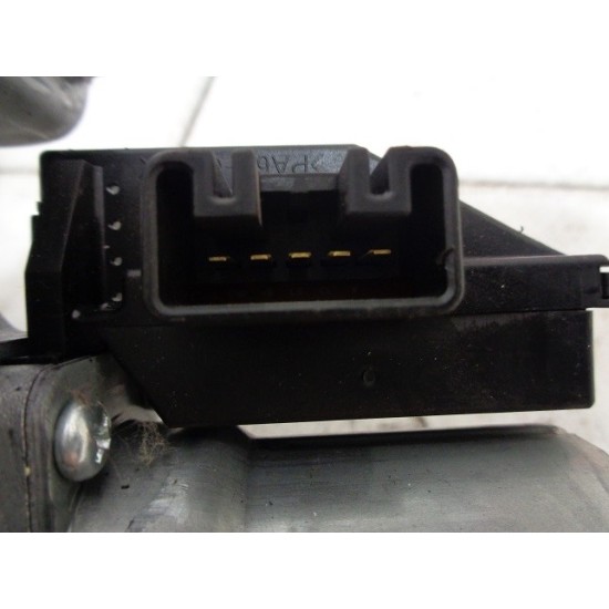 MOTORAS STERGATOR SPATE TOYOTA AURIS BREAK 2012-2016
