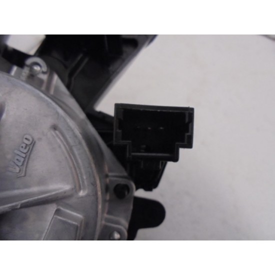 MOTORAS STERGATOR SPATE PEUGEOT 2008 AN 2013-2017 MOTORAS STERGATOR SPATE PEUGEOT 2008 AN 2013-2017