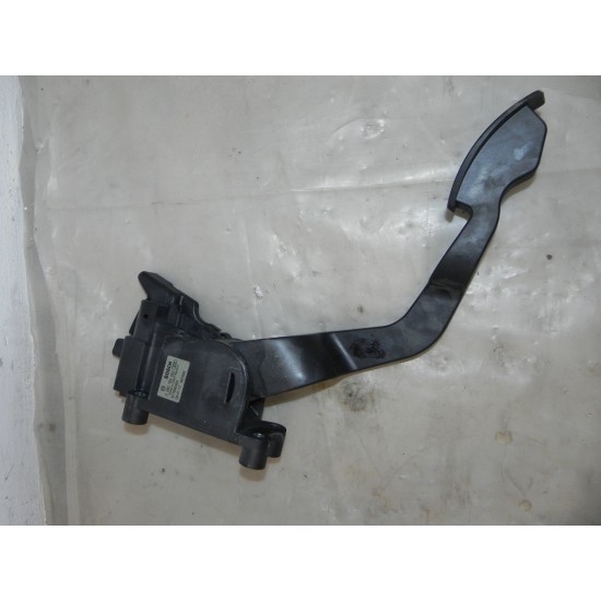 PEDALA ACCELERATIE FIAT BRAVO 1.6 MULTIJET 16V 2008-2013 PEDALA ACCELERATIE FIAT BRAVO 1.6 MULTIJET 16V 2008-2013