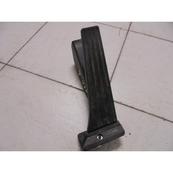 PEDALA ACCELERATIE BMW SERIA 1 1.6 DIESEL 2004-2011 PEDALA ACCELERATIE BMW SERIA 1 1.6 DIESEL 2004-2011